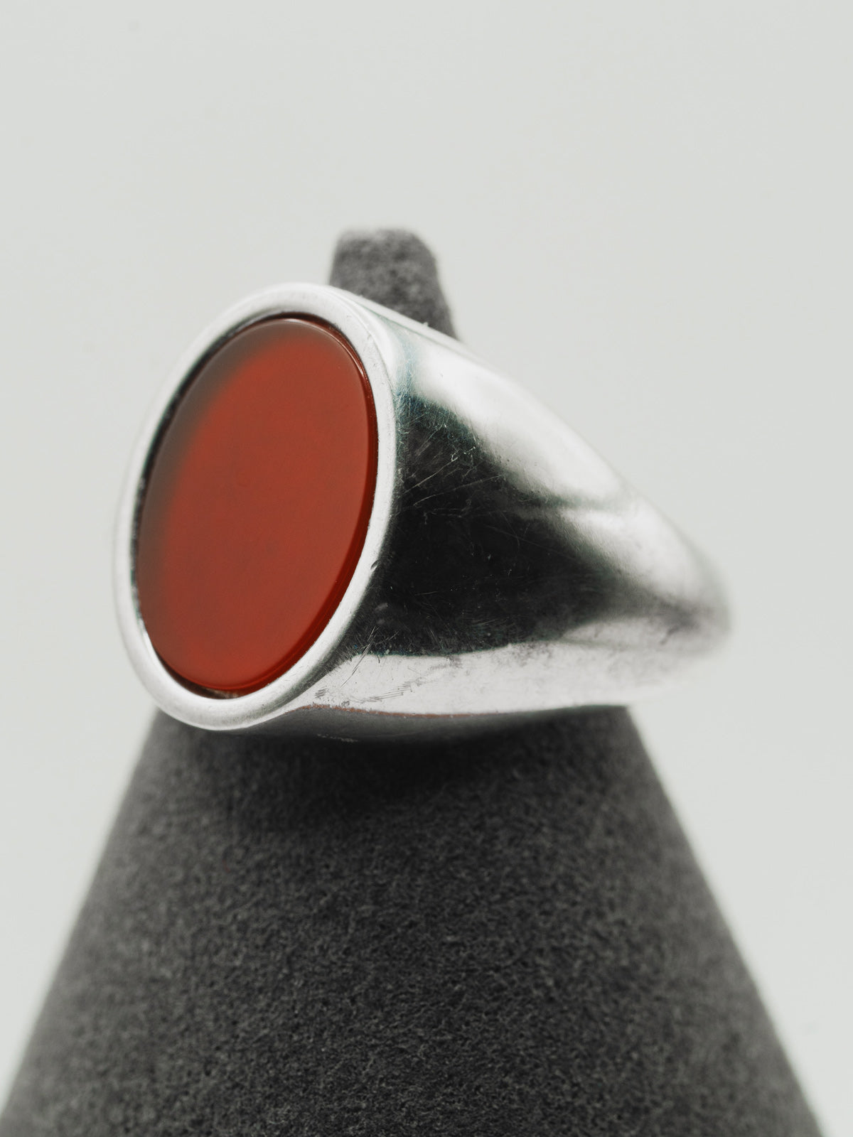 Damazo Oval Red Diaspro Ring