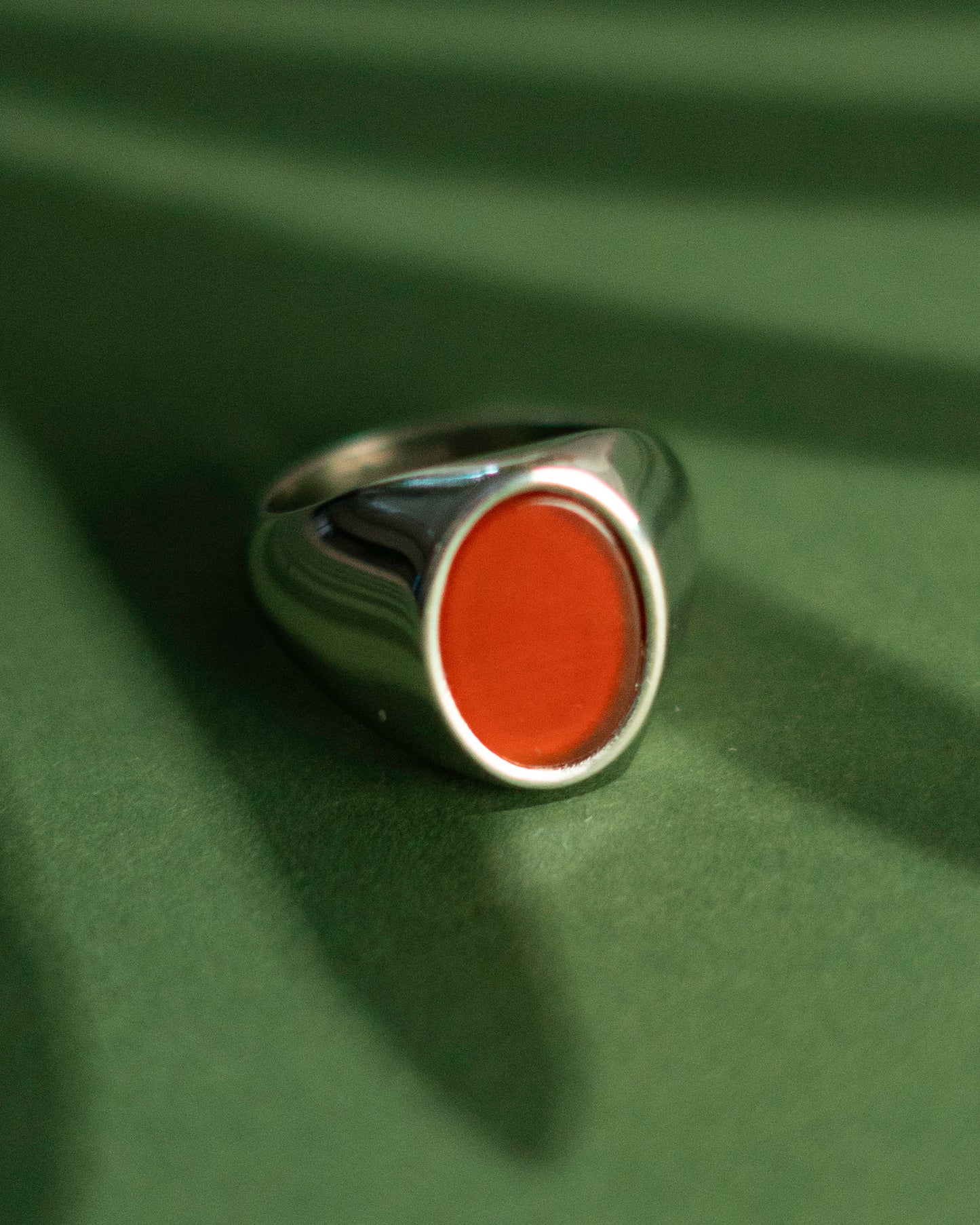 Damazo Oval Red Diaspro Ring