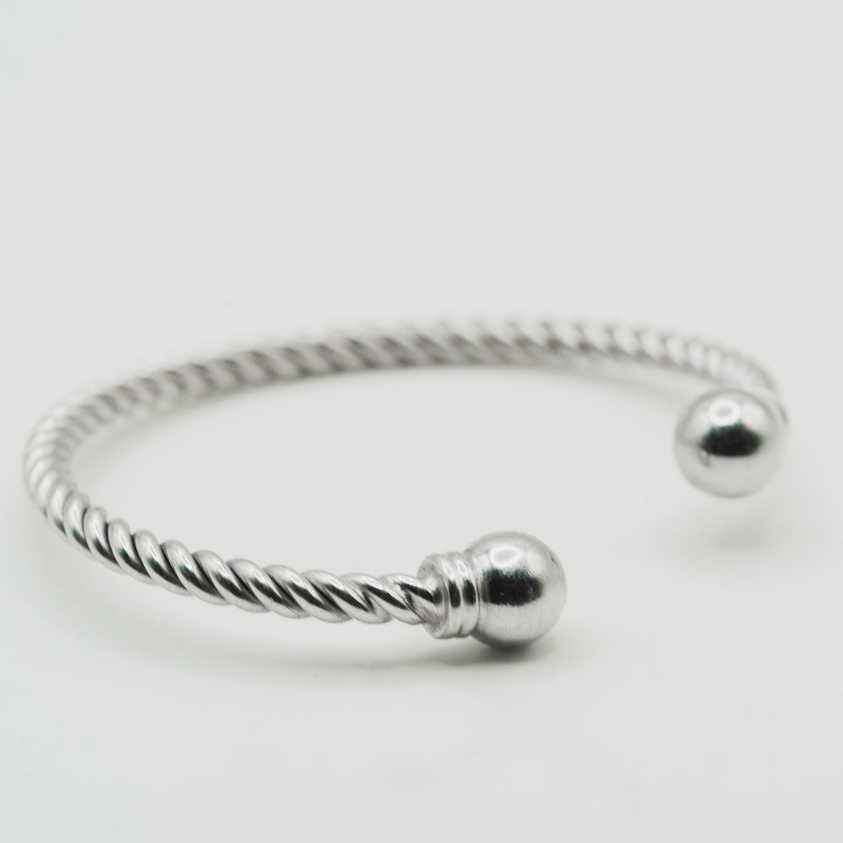 Gent's Torque bracelet - a modern interpretation of the traditional Celtic design